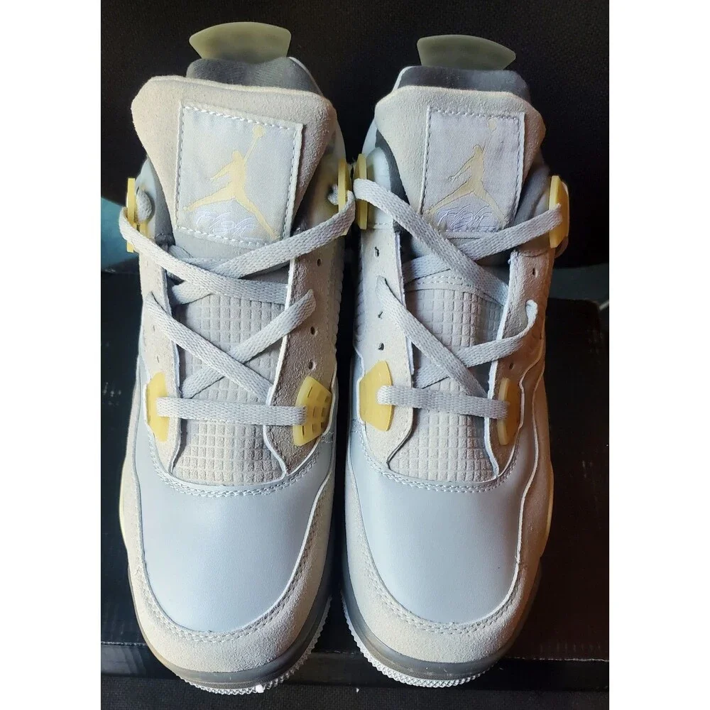 Air Jordan 4 Retro SE Craft Photon Dust. Size 10